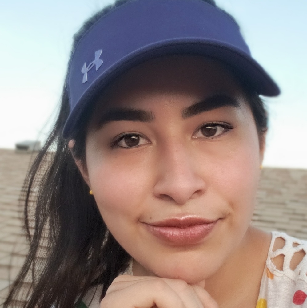 Meet your Posher, Andrea